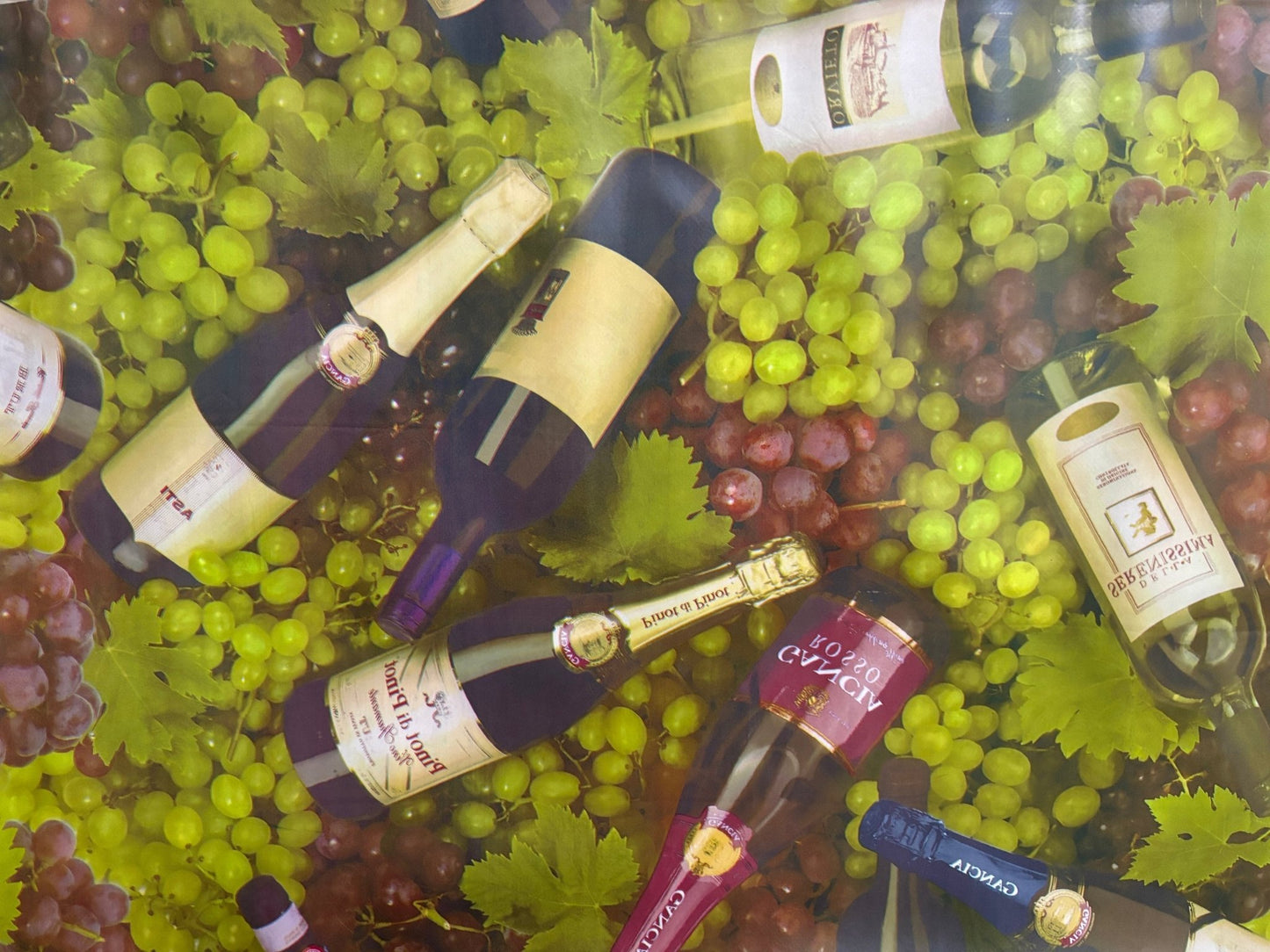 R0316AU - Wine Bottles